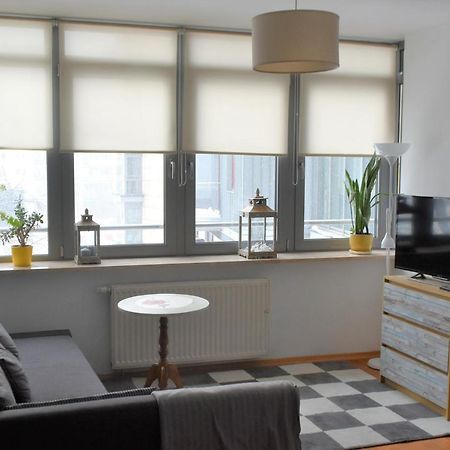Apartament Ken49 Lägenhet Warszawa Exteriör bild
